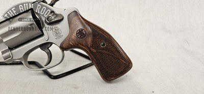 Smith & Wesson 60-15 Pro Series .357 Mag - Image 2 of 15