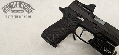 Sig Sauer P320 9mm W/ Streamlight + RDS - Image 8 of 13