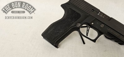 Sig Sauer P226R .40 S&W W/ Box + 8 Mags - Image 10 of 20