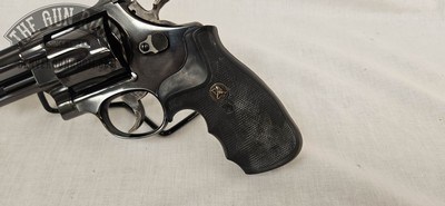 Smith & Wesson 25-5 .45 Colt - Image 2 of 19