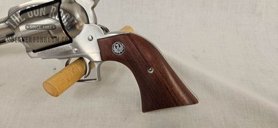 Ruger New Model Super Blackhawk .44 Mag - Image 2 of 13