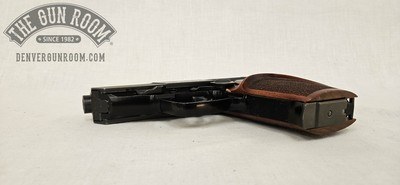 Walther P5 9mm W/ Nille-Griffe Grips + Lots of Extras - Image 17 of 19