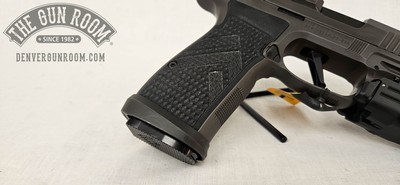 Sig P365 AXG Legion 9mm W/ Streamlight + Holosun + Mags - Image 9 of 15