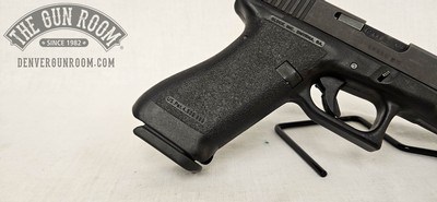 Glock 17 Gen 1 9mm W/ Tupperware - Image 9 of 19