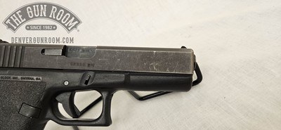 Glock 17 Gen 1 9mm W/ Tupperware - Image 12 of 19