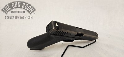 Glock 17 Gen 1 9mm W/ Tupperware - Image 14 of 19