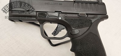 Springfield Hellcat Pro 9mm W/ Holosun + Mags - Image 5 of 14