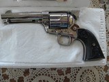 Colt SAA
44
Single Action - 7 of 12