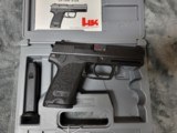 Heckler & Koch USP in .40 s&w in Excellent condition - 4 of 18