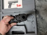 Heckler & Koch USP in .40 s&w in Excellent condition - 10 of 18
