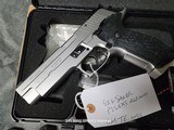 Sig Sauer P226 X5 All Round 9mm in Excellent Condition, with Case and 5 Extra Magazines - 3 of 20
