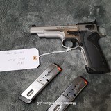 Rare Smith & Wesson PPC 5" Pistol in 9mm in Excellent Condition, with 2 Extra Magazines - 13 of 20