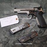 Rare Smith & Wesson PPC 5" Pistol in 9mm in Excellent Condition, with 2 Extra Magazines - 2 of 20