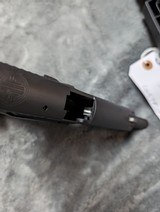 Sig Sauer M11-A1 9mm in Excellent Like New Condition - 14 of 20