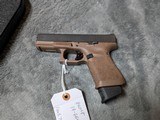 Customized GLOCK 19 Gen 4, 9mm in Excellent Condition - 15 of 20