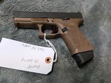 Customized GLOCK 19 Gen 4, 9mm in Excellent Condition - 8 of 20