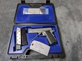 DAN WESSON VALOR V - BOB IN .45 ACP IN EXCELLENT CONDITION - 20 of 20