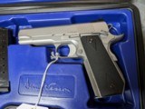 DAN WESSON VALOR V - BOB IN .45 ACP IN EXCELLENT CONDITION - 2 of 20