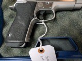 SMITH & WESSON PERFORMANCE CENTER 9MM TARGET CHAMPION, WITH 5" BARREL IN EXCELLENT CONDITION - 6 of 20