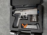 SIG SAUER P226 LDC 9MM 4.4" BARREL
IN EXCELLENT CONDITION WITH 3 EXTRA MAGAZINES - 7 of 20