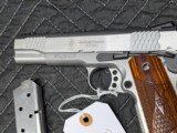 SMITH & WESSON SW1911 E SERIES, .45 ACP, 5" BARREL IN EXCELLENT CONDTION - 4 of 16