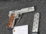 SMITH & WESSON SW1911 E SERIES, .45 ACP, 5" BARREL IN EXCELLENT CONDTION - 2 of 16