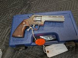 LIKE NEW / UNFIRED COLT PYTHON .357 WITH 5