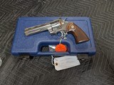 LIKE NEW / UNFIRED COLT PYTHON .357 WITH 5