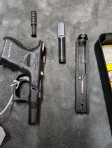 3RD GEN GLOCK 27 .40 S&W CAL. IN GOOD CONDITION - 11 of 15