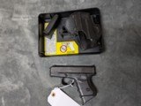 3RD GEN GLOCK 27 .40 S&W CAL. IN GOOD CONDITION - 1 of 15