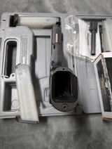 STAINLESS HECKLER & KOCH 9MM USP WITH JET FUNNEL, THREADED BARREL, NON THREADED BARREL AND MATCH WEIGHT - 8 of 20