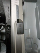 STAINLESS HECKLER & KOCH 9MM USP WITH JET FUNNEL, THREADED BARREL, NON THREADED BARREL AND MATCH WEIGHT - 10 of 20