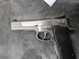 SMITH & WESSON 4006 PERFORMANCE CENTER IN EXCELLENT CONDITION - 17 of 20