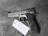 SMITH & WESSON PERFOMANCE CENTER PPC MODEL 9MM
WITH 5