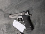 SMITH & WESSON PERFOMANCE CENTER PPC MODEL 9MM
WITH 5