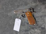 SMITH & WESSON MODEL 39-2, 9MM WITH 4