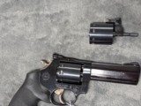 TAURUS MODEL 992 TRACKER .22LR /.22 MAGNUM CONVERTIBLE REVOLVER WITH 4