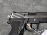 SIG SAUER P226 EQUINOX IN .40 S&W IN VERY GOOD CONDTION - 4 of 20 SIG SAUER P226 EQUINOX IN .40 S&W IN VERY GOOD CONDTION - 4 of 20