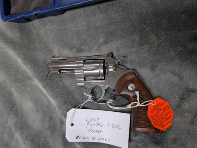 LIKE NEW IN BOX STAINLESS COLT PYTHON .357, WITH 3