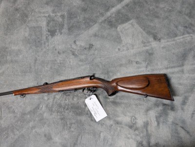 ANSCHUTZ 1432 IN .22 HORNET WITH DOUBLE SET TRIGGERS, 22