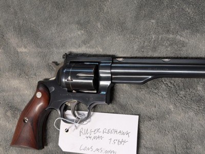 RUGER REDHAWK .44 MAGNUM WITH 7.5