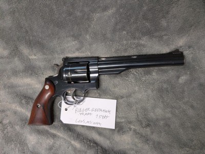 RUGER REDHAWK .44 MAGNUM WITH 7.5