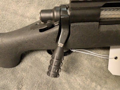 REMINGTON 700 SENDERO CHAMBERED IN .25-06 IN VERY GOOD CONDITION, 26