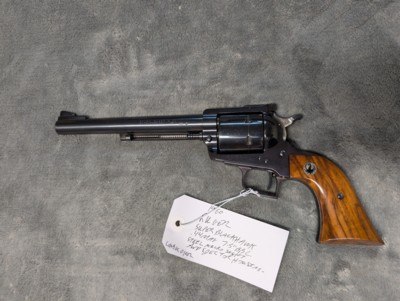 3 SCREW UNCONVERTED 1960 RUGER SUPER BLACKHAWK IN .44 MAGNUM WITH 7.5