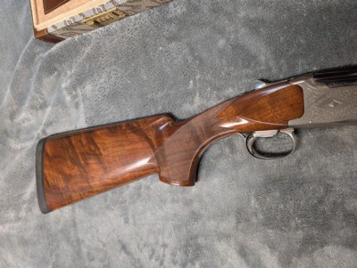 LIKE NEW / UNFIRED WINCHSTER 101 DIAMOND GRADE SKEET .410, 27.5