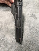 WILSON COMBAT EDC X9, IN EXCELLENT BARELY USED CONDITION WITH 3 EXTRA MAGAZINES, 3.25
