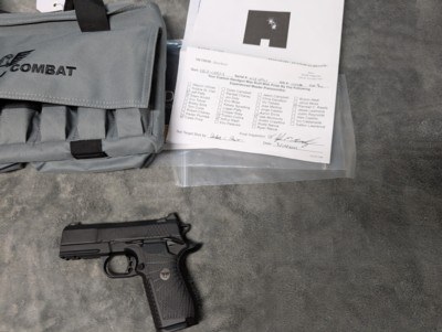 WILSON COMBAT EDC X9, IN EXCELLENT BARELY USED CONDITION WITH 3 EXTRA MAGAZINES, 3.25