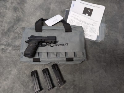 WILSON COMBAT EDC X9, IN EXCELLENT BARELY USED CONDITION WITH 3 EXTRA MAGAZINES, 3.25