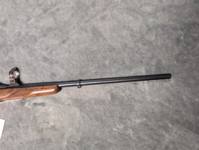 DAKOTA ARMS MODEL 10 IN .223 REM IN EXCELLENT CONDITION, WITH COLOR CASE HARDENED RECEIVER AND RINGS, 2