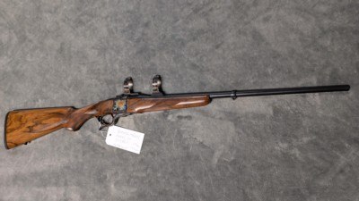 DAKOTA ARMS MODEL 10 IN .223 REM IN EXCELLENT CONDITION, WITH COLOR CASE HARDENED RECEIVER AND RINGS, 2